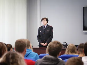 В Нижнем Новгороде транспортные полицейские встретились со студентами Нижегородского училища олимпийского резерва