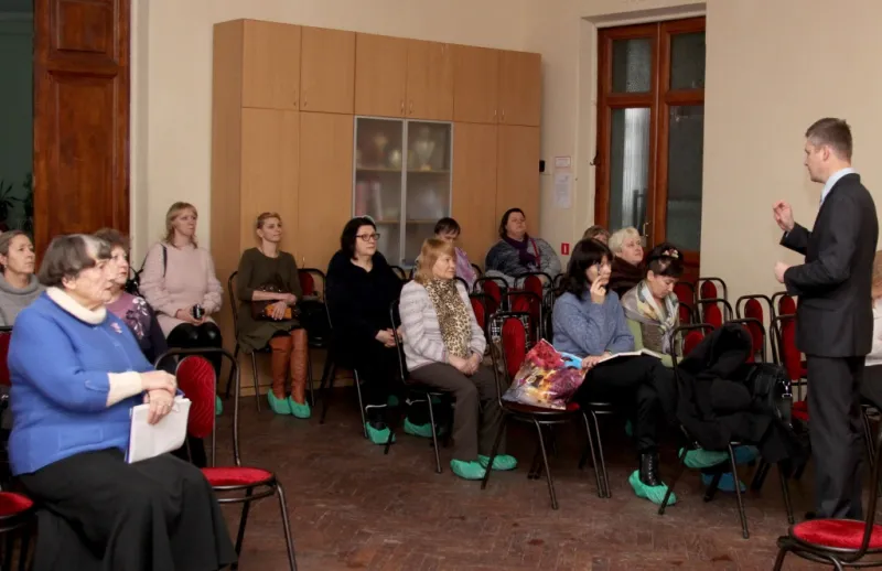 Для родителей, воспитывающих приемных детей, проведено занятие по профилактике экстремизма и терроризма