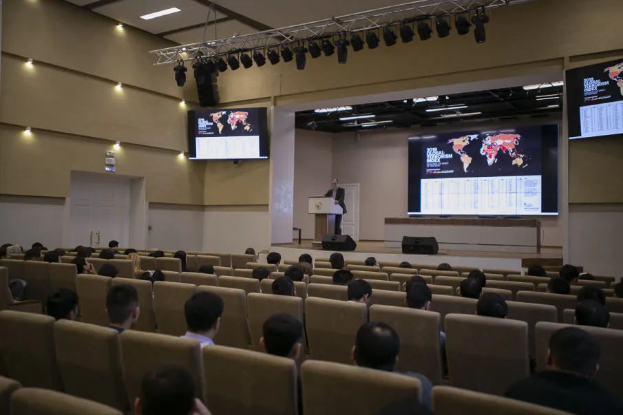 Иностранные студенты Мининского университета ознакомились с нормами законодательства об ответственности за экстремистскую и террористическую деятельность